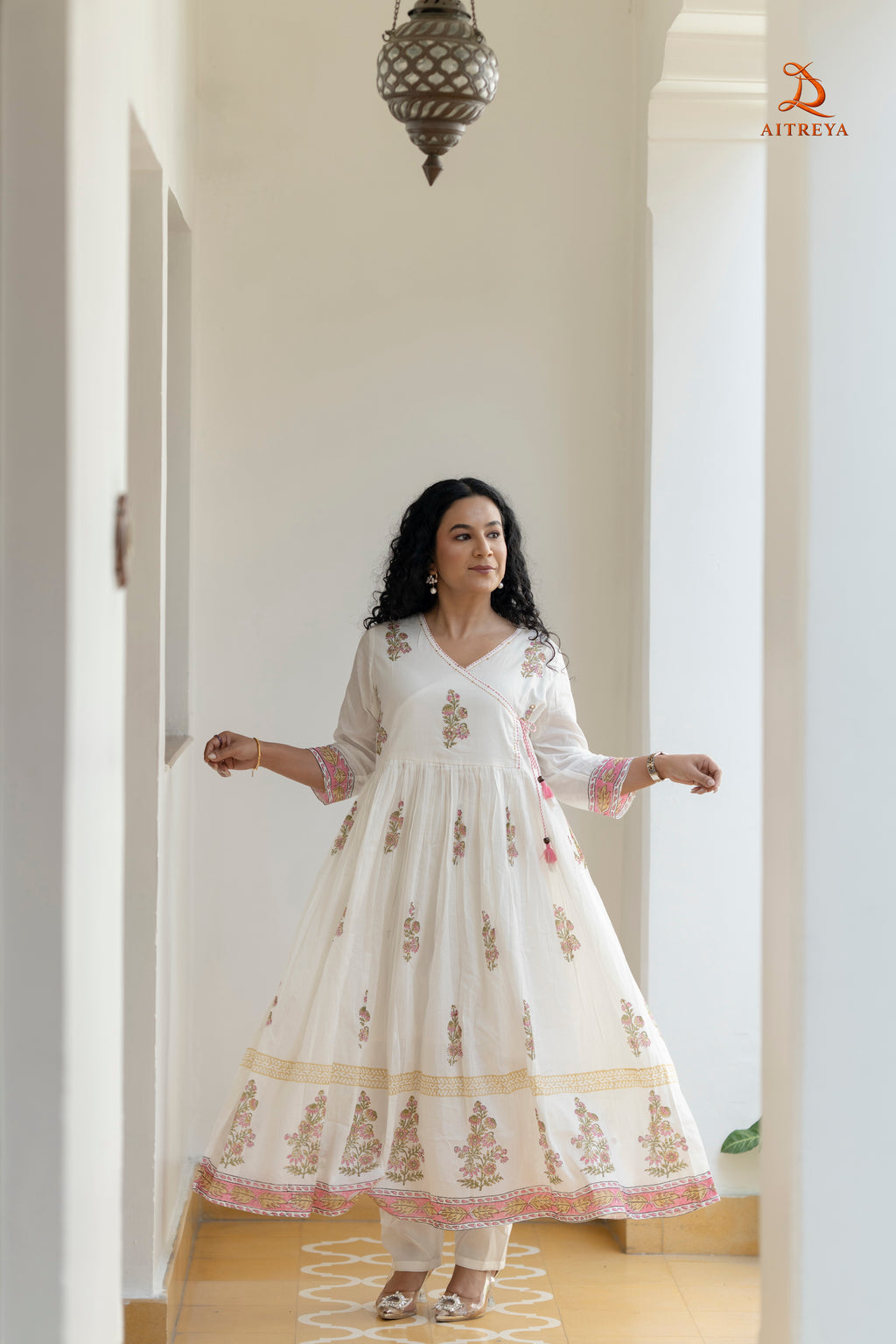 Gulnaar Ivory Grace Kurta Set
