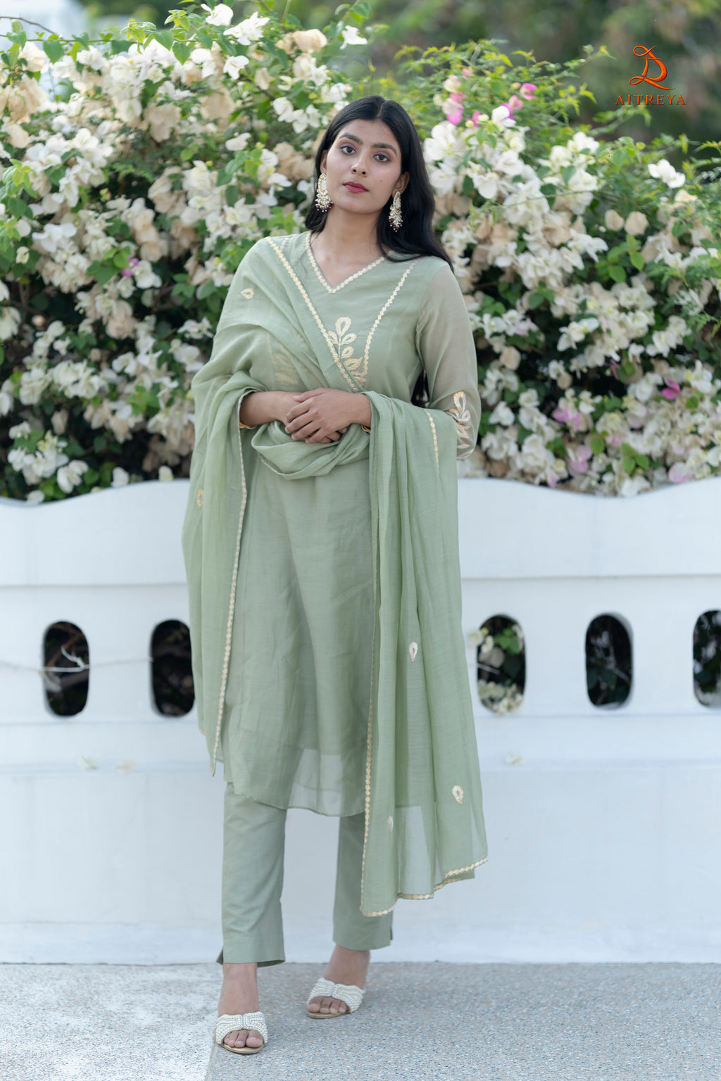 Maru Mehfil Leher Set