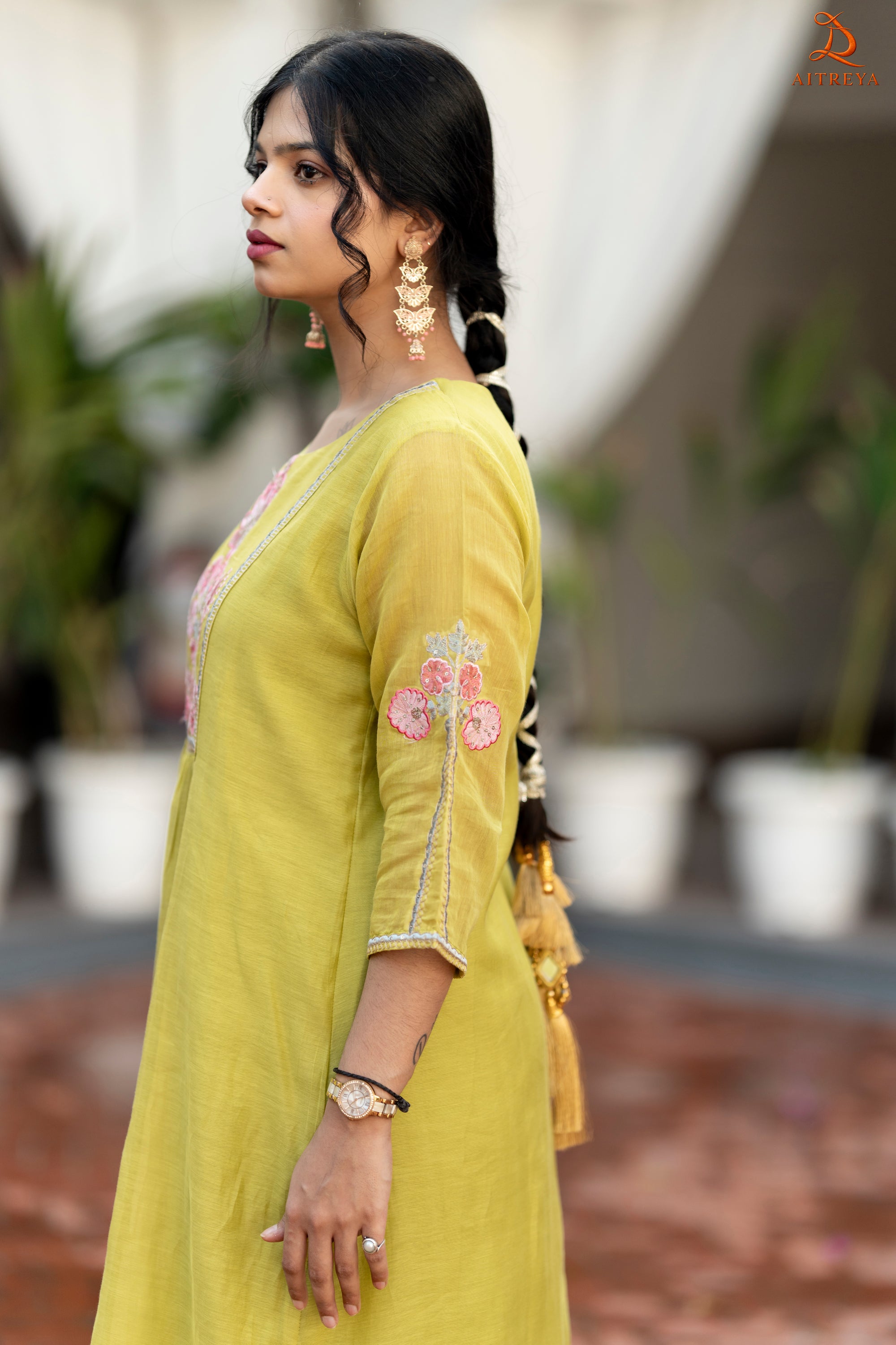Swarnima Grace Kurta Set