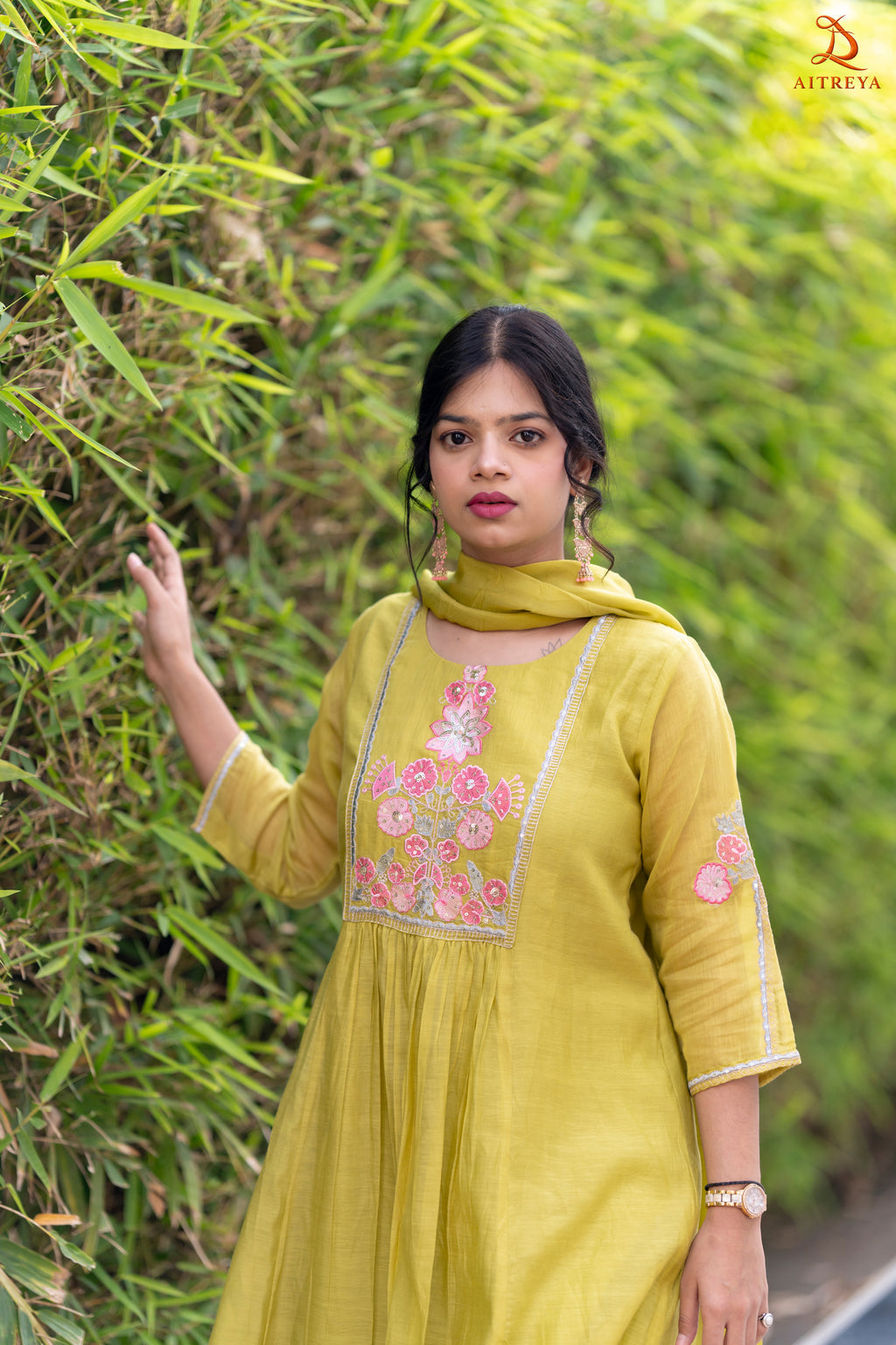 Swarnima Grace Kurta Set